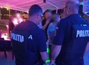 Club de lângă Pitești, luat la puricat de polițiști. Ce au găsit oamenii legii la cei care au venit să se distreze (GALERIE FOTO+VIDEO)  