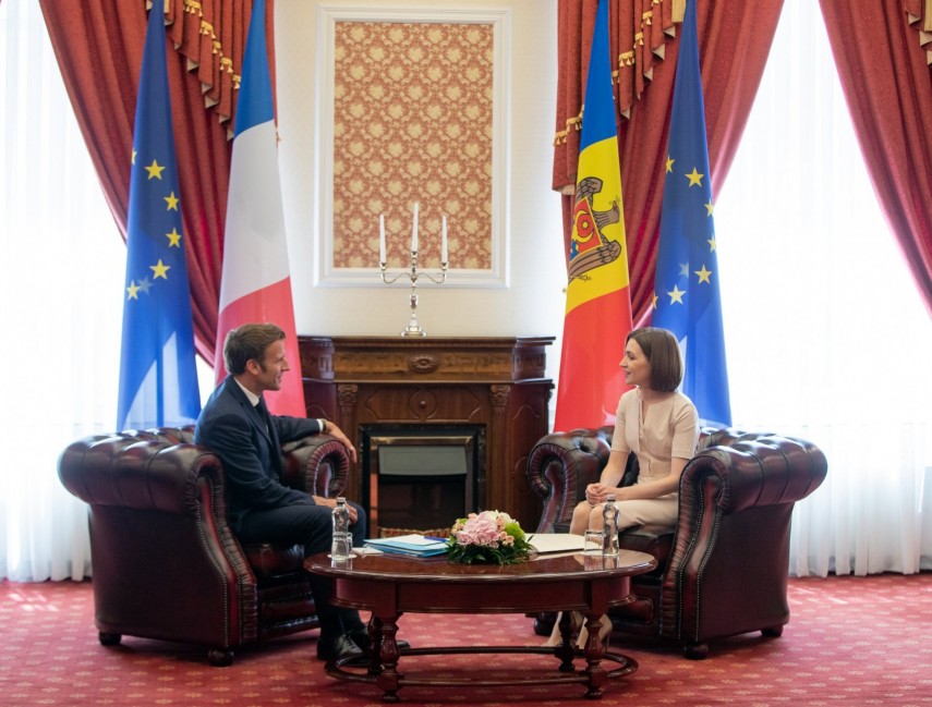Emmanuel Macron și Maia Sandu. Foto: Facebook: Maia Sandu