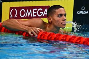 Înotătorii Glinţă şi Popovici, calificaţi în finalele probelor de 100 m spate, respectiv 200 m liber, la Mondiale