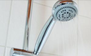 Orașul din România în care se va deschide un punct public cu opt duşuri (VIDEO)