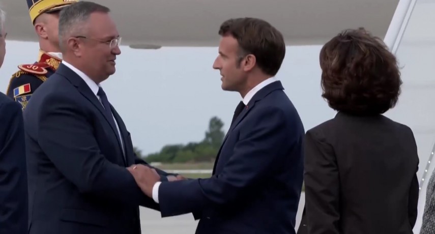 Nicolae Ciucă și Emmanuel Macron, foto: Captură video Facebook/ CGTNEurope