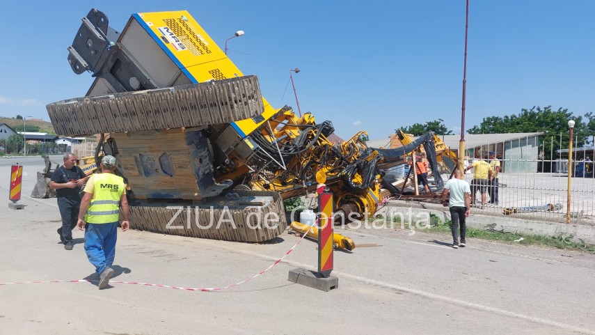 Macara răsturnată Babadag. Sursă foto: ZIUA de Constanța