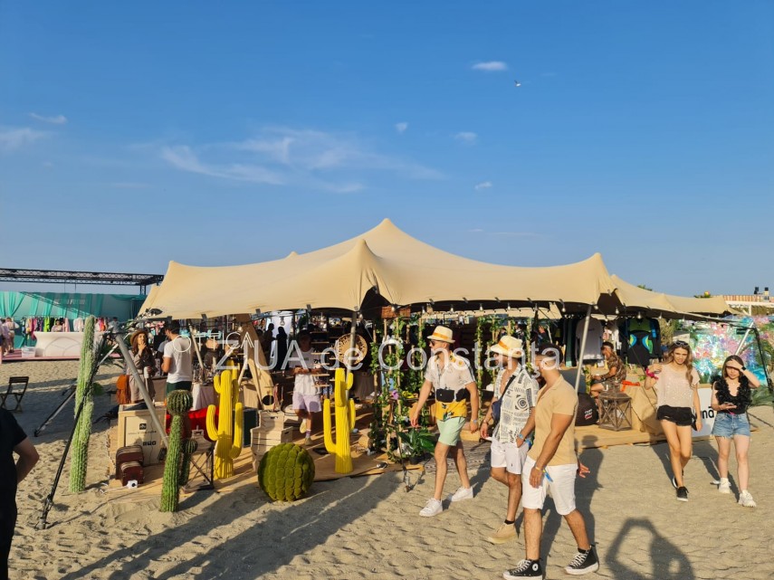 prima zi a festivalului neversea artisti de top si o mare de oameni galerie foto video 789494