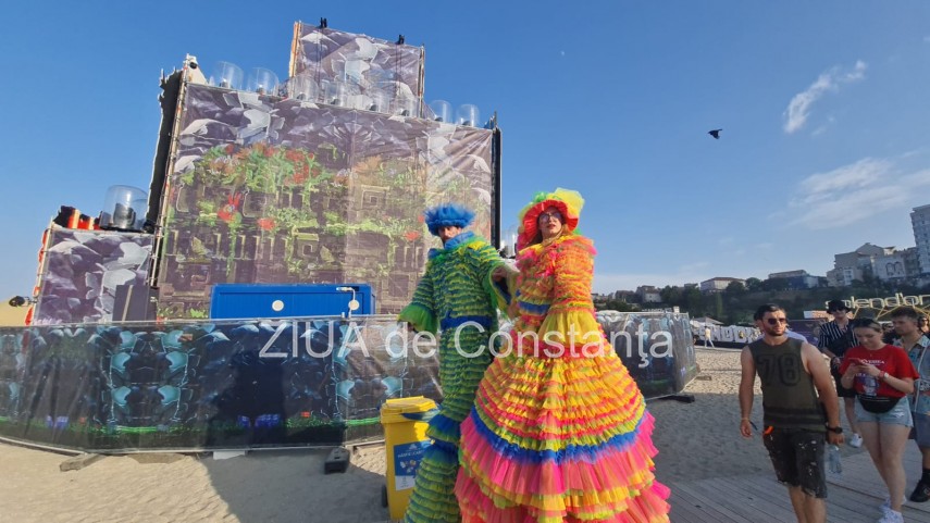 prima zi a festivalului neversea artisti de top si o mare de oameni galerie foto video 789494