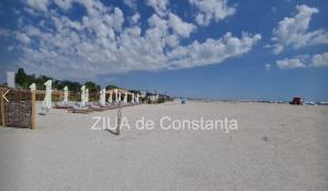 Fotoreportaj Imagini ca niciodată din stațiunea Mamaia! Turiștii pare că au părăsit în plin sezon estival, cândva numita, „perla litoralului românesc“ (GALERIE FOTO+VIDEO)    