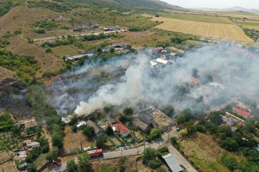 Incendiu lângă Mahmudia. Sursa foto: ISU Delta