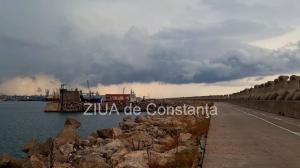 Constanţa sub avertizări meteo de furtună! Imagini impresionante surprinse în Port (FOTOREPORTAJ+VIDEO) 