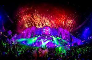 Peste 85.000 de participanți din întreaga lume au trăit magia Untold în prima zi de festival (GALERIE FOTO) 