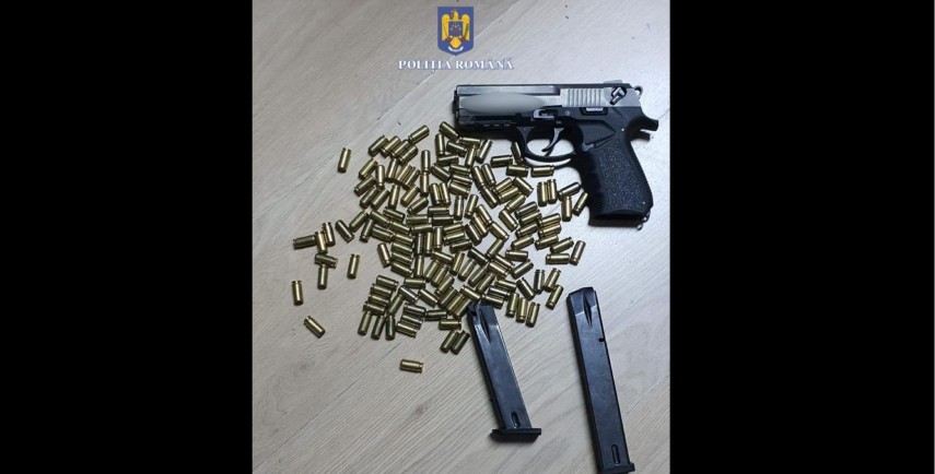 Armă confiscată. foto: IPJ Bistriţa Năsăud