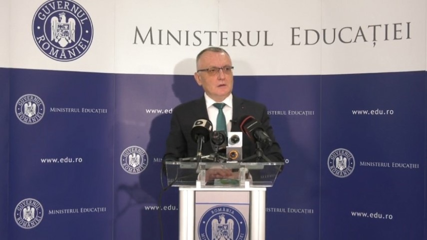 Ministrul Educației Sorin Cimpeanu. Foto: Facebook/Ministerul Educației