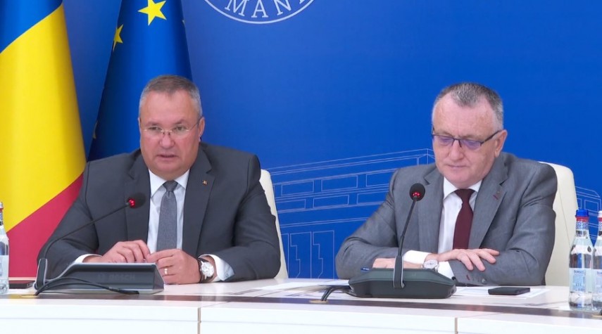 Premierul Nicolae Ciucă și ministrul Educației, Soriun Cîmpeanu. Foto: Facebook/Guvernul României
