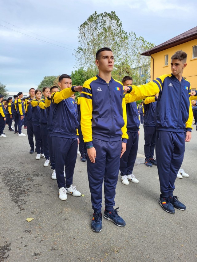 Bobocii, foto: facebook/  Colegiul Național Militar "Alexandru Ioan Cuza" Constanța