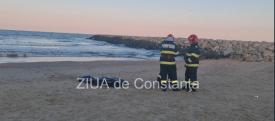 Marea a mai luat un suflet! Bărbat scos fără suflare din apă, pe plaja Modern din Constanța (FOTO+VIDEO)   