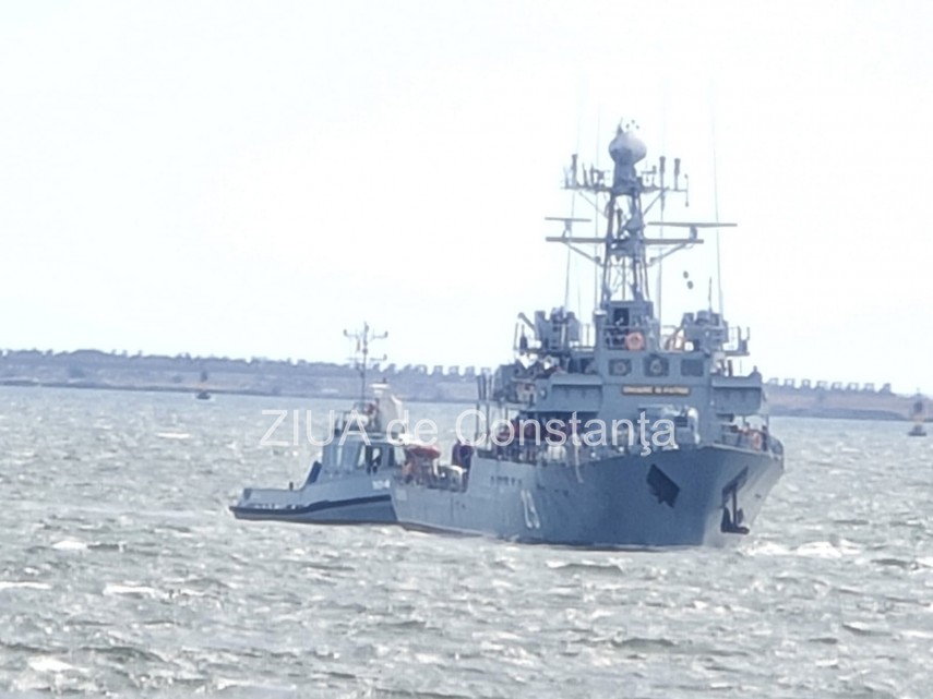 update nava militara avariata de o mina pe marea neagra a ajuns in portul constanta galerie foto video