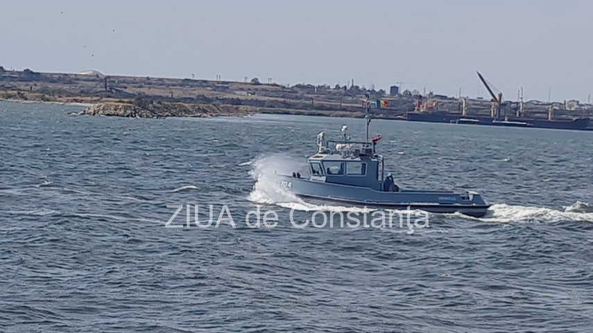 update nava militara avariata de o mina pe marea neagra a ajuns in portul constanta galerie foto video