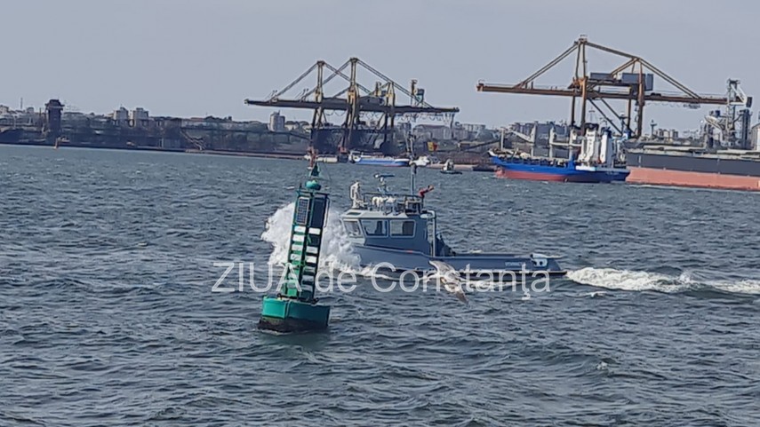 update nava militara avariata de o mina pe marea neagra a ajuns in portul constanta galerie foto video