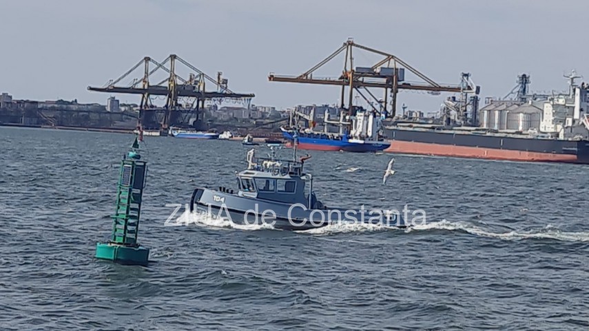 update nava militara avariata de o mina pe marea neagra a ajuns in portul constanta galerie foto video