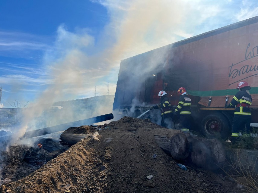 Incendiu. Foto: ISU Delta Tulcea