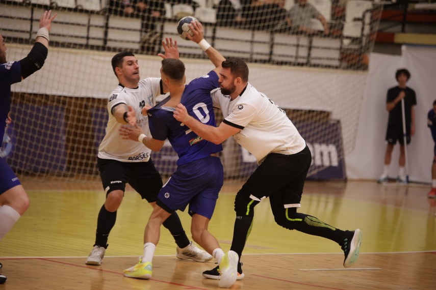 un nou thriller marca csm constanta delfinii succes la limita cu csm bucuresti galerie foto 795702 un nou thriller marca csm constanta delfinii succes la limita cu csm bucuresti galerie foto 795702