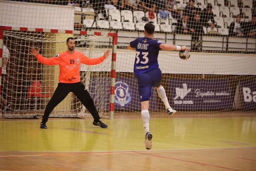 un nou thriller marca csm constanta delfinii succes la limita cu csm bucuresti galerie foto 795702 un nou thriller marca csm constanta delfinii succes la limita cu csm bucuresti galerie foto 795702