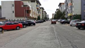 Atenție, șoferi! Încep lucrările de reabilitare a carosabilului pe strada Krakovia din Tomis Plus. Restricții de circulație 