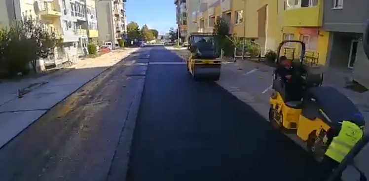 Primarul municipiului Constanta: Am finalizat asfaltarea pe strada Krakovia, din Tomis Plus“ (VIDEO)