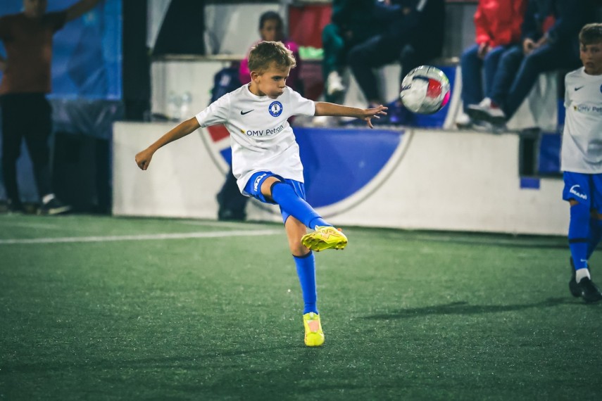 locul patru pentru academia hagi under 13 la premier junior cup infrangere la penalty uri in finala mica