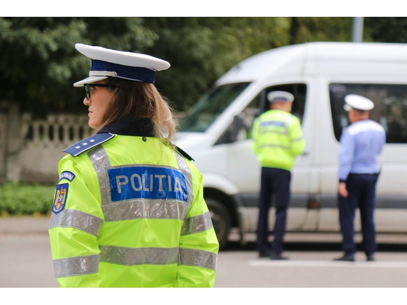 Creed cling idea Poliția Română a organizat ieri: Acțiune națională pentru verificarea  transportului public de persoane!(FOTO + VIDEO)