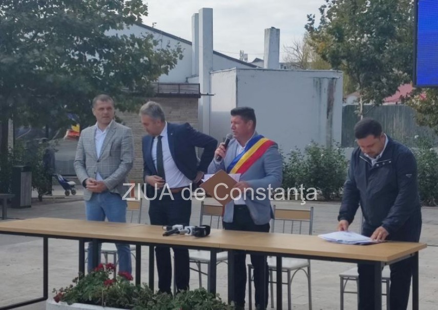 Imagini de la eveniment: Investitia “Infiintare sistem distributie gaze naturale in orasul Techirghiol, judetul Constanta, pusa in functiune (GALERIE FOTO)         