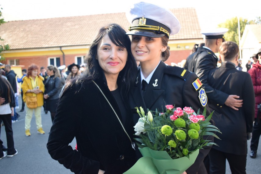 emotii la scoala militara de maistri militari a fortelor navale am simtit inimi vibrand in ecoul celor emotii la scoala militara de maistri militari a fortelor navale am simtit inimi vibrand in ecoul celor