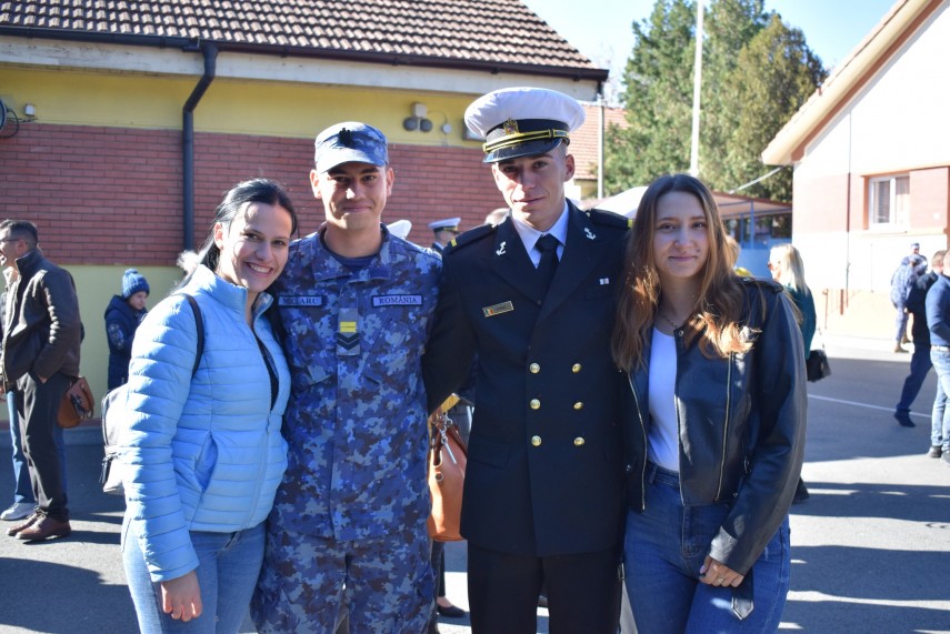 emotii la scoala militara de maistri militari a fortelor navale am simtit inimi vibrand in ecoul celor emotii la scoala militara de maistri militari a fortelor navale am simtit inimi vibrand in ecoul celor