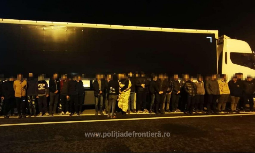 Striăni depistați la frontieră. Foto: Poliția Română