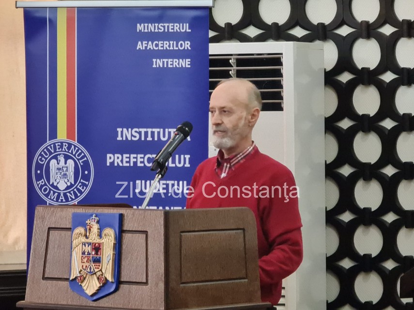 Florin Constantin, comunitatea albaneză