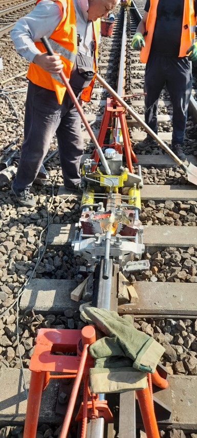cfr infrastructura lucrari de reparatii la instalatii feroviare pe raza srcf bucuresti si constanta galerie cfr infrastructura lucrari de reparatii la instalatii feroviare pe raza srcf bucuresti si constanta galerie
