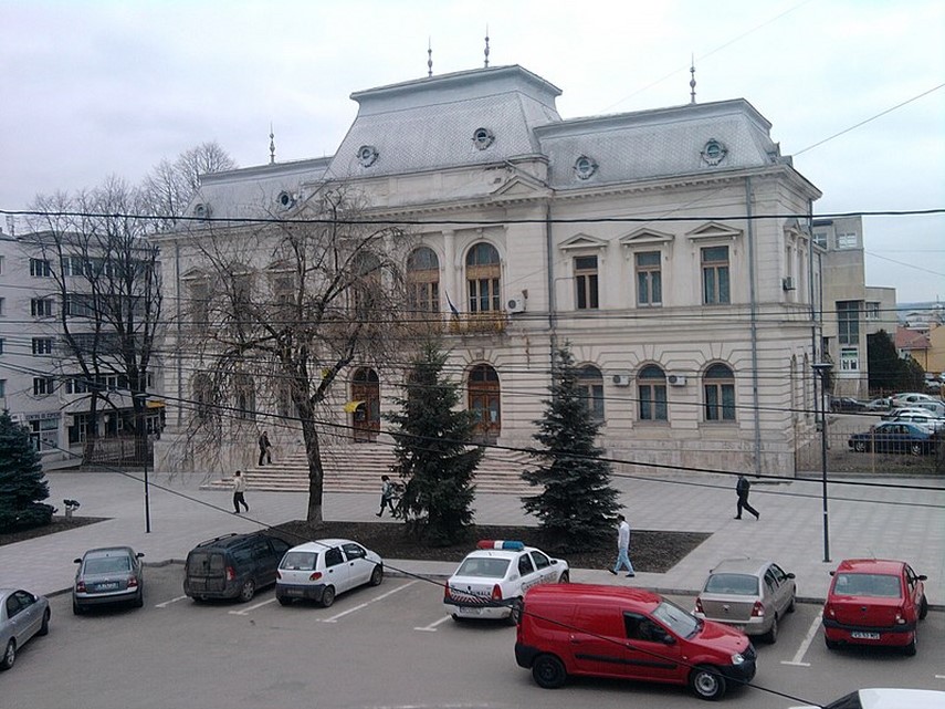 Palatul de Justiție Vaslui - sursa foto: Wikipedia.org