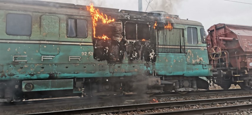 Incendiu locomotivă. Foto: ISU Cluj