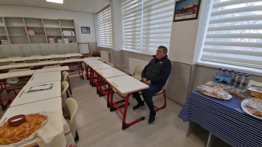 momente emotionante gheorghe hagi oaspete de onoare la scoala gimnaziala nr 23 constantin brancoveanu