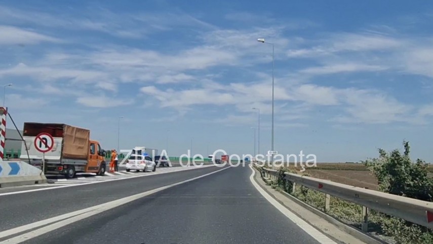 Accident rutier intre un autoturism si un tir in judetul Constanta! O victima incarcerata  