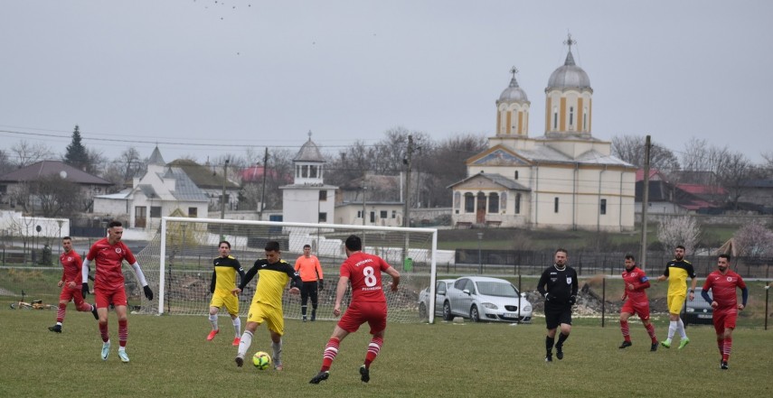 Imagine din meciul de seniori Viitorul Pecineaga - Sparta Techirghiol. Sursa foto: Facebook (Sparta Techirghiol)