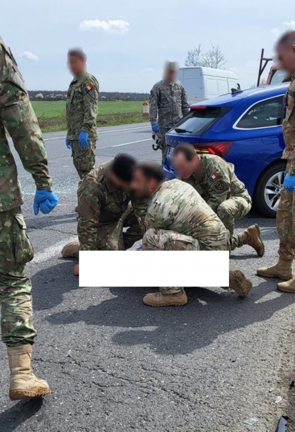 grav accident rutier pe o sosea militarii de la fortele speciale adevarati eroi unul din soferi era intr