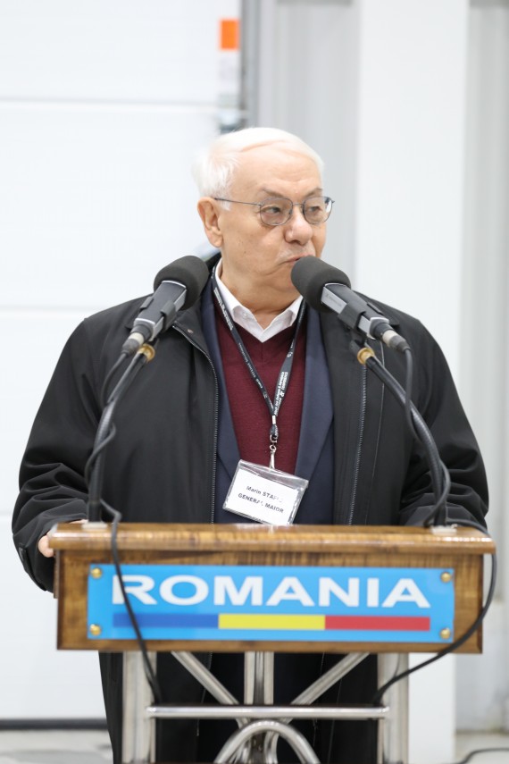 imagini de la ceremonia aniversara scoala de instruire pentru aparare antiaeriana general de brigada