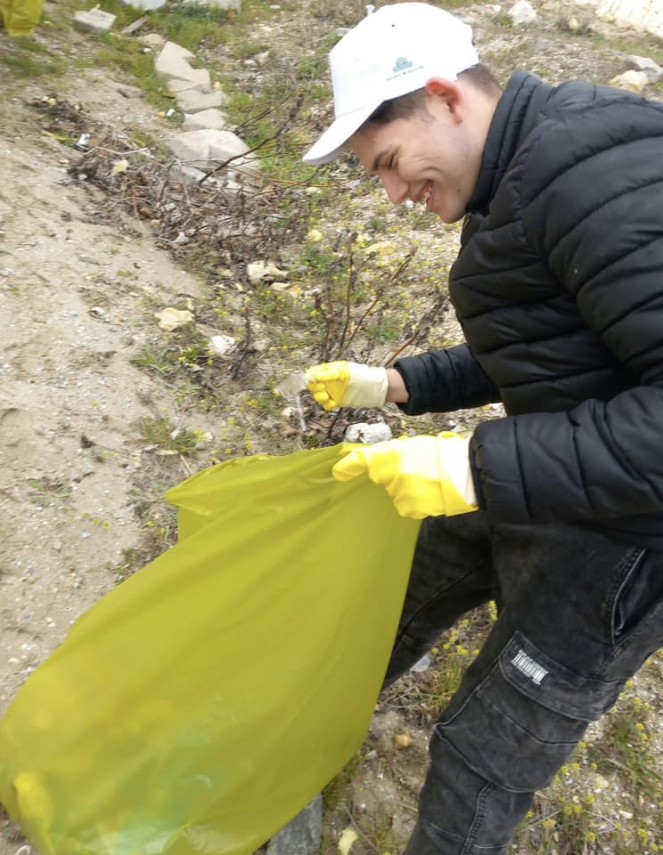 polaris holding constanta plaja 3 papuci ecologizata alaturi de liga studentilor universitatii ovidius