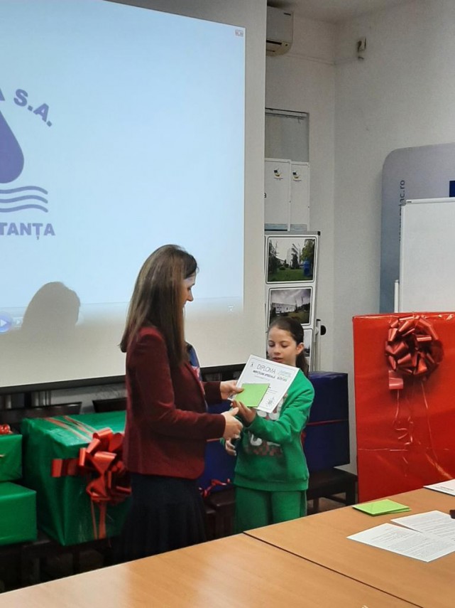 raja constanta castigatorii concursului apa este viata 2023 si au revendicat premiile foto 810619