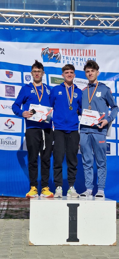 sportivii de la csm constanta medaliati la campionatul national de aquatlon galerie foto 810645