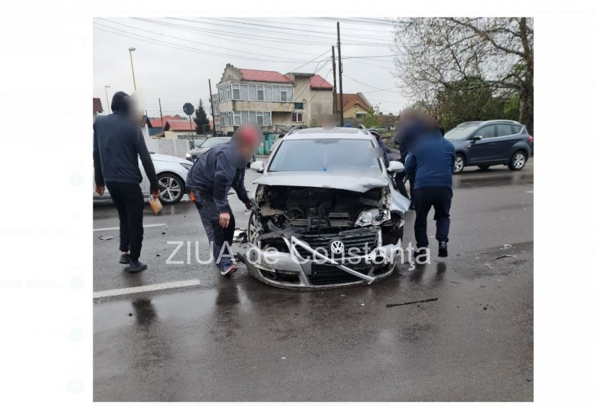Accident rutier in Constanta! Autoturismele implicate au fost puternic avariate (FOTO+VIDEO)    