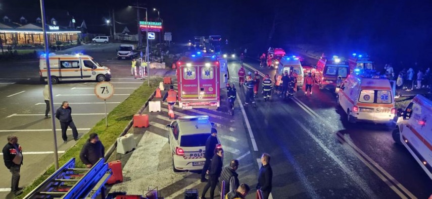planul rosu activat dupa un accident in care au fost implicate doua autocare cu elevi peste 30 de minori planul rosu activat dupa un accident in care au fost implicate doua autocare cu elevi peste 30 de minori