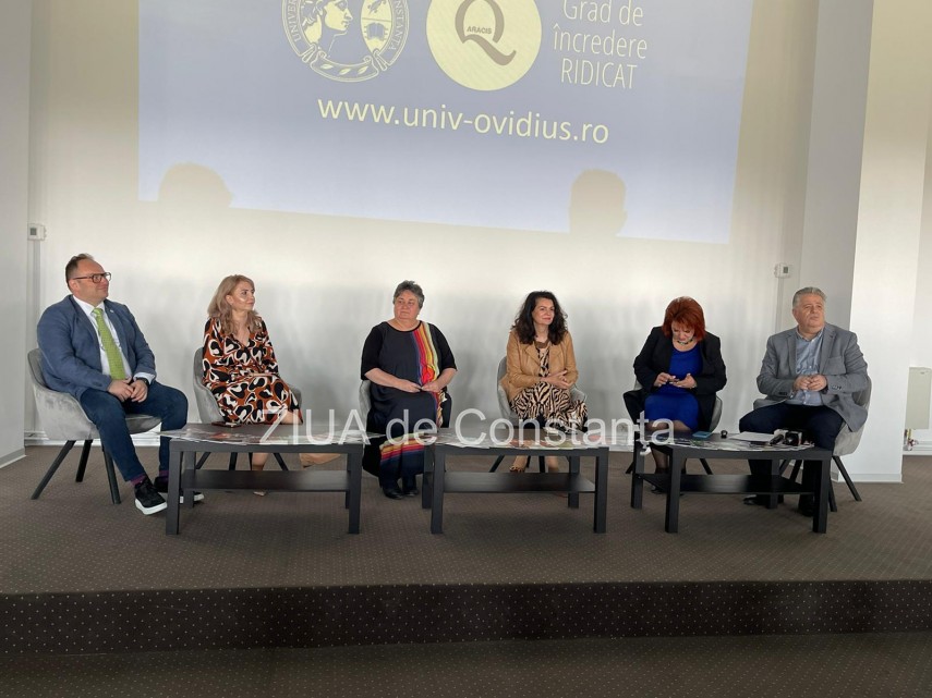 live text universitatea ovidius constanta organizeaza o intalnire cu reprezentantii presei locale in