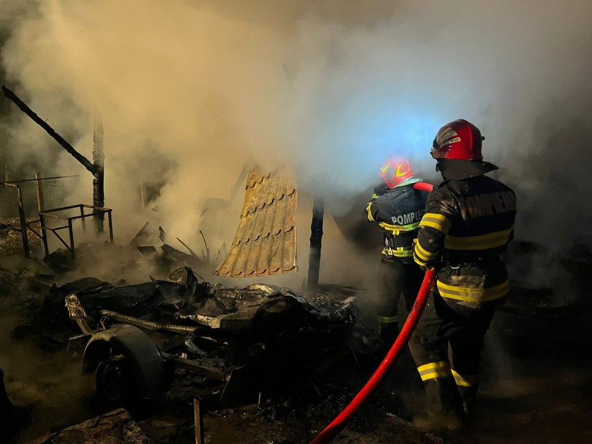 incendiu violent in tulcea foto 816403