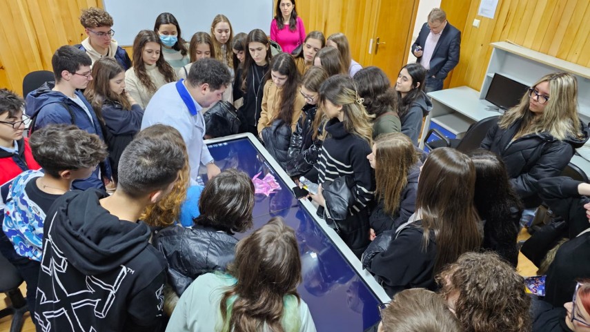 peste 1750 de liceeni au vizitat universitatea ovidius din constanta in cadrul zilelor portilor deschise