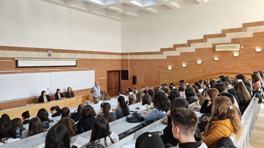 peste 1750 de liceeni au vizitat universitatea ovidius din constanta in cadrul zilelor portilor deschise